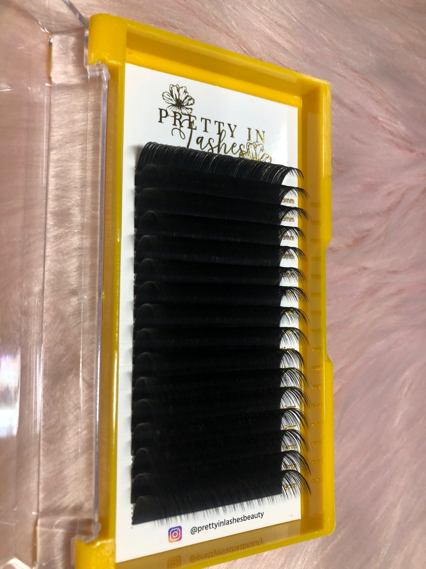 Cashmere volume lash tray