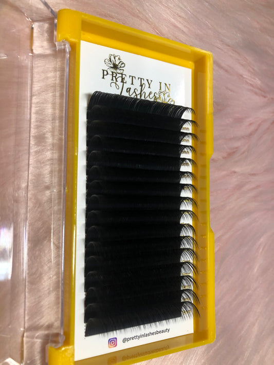 Cashmere volume lash tray
